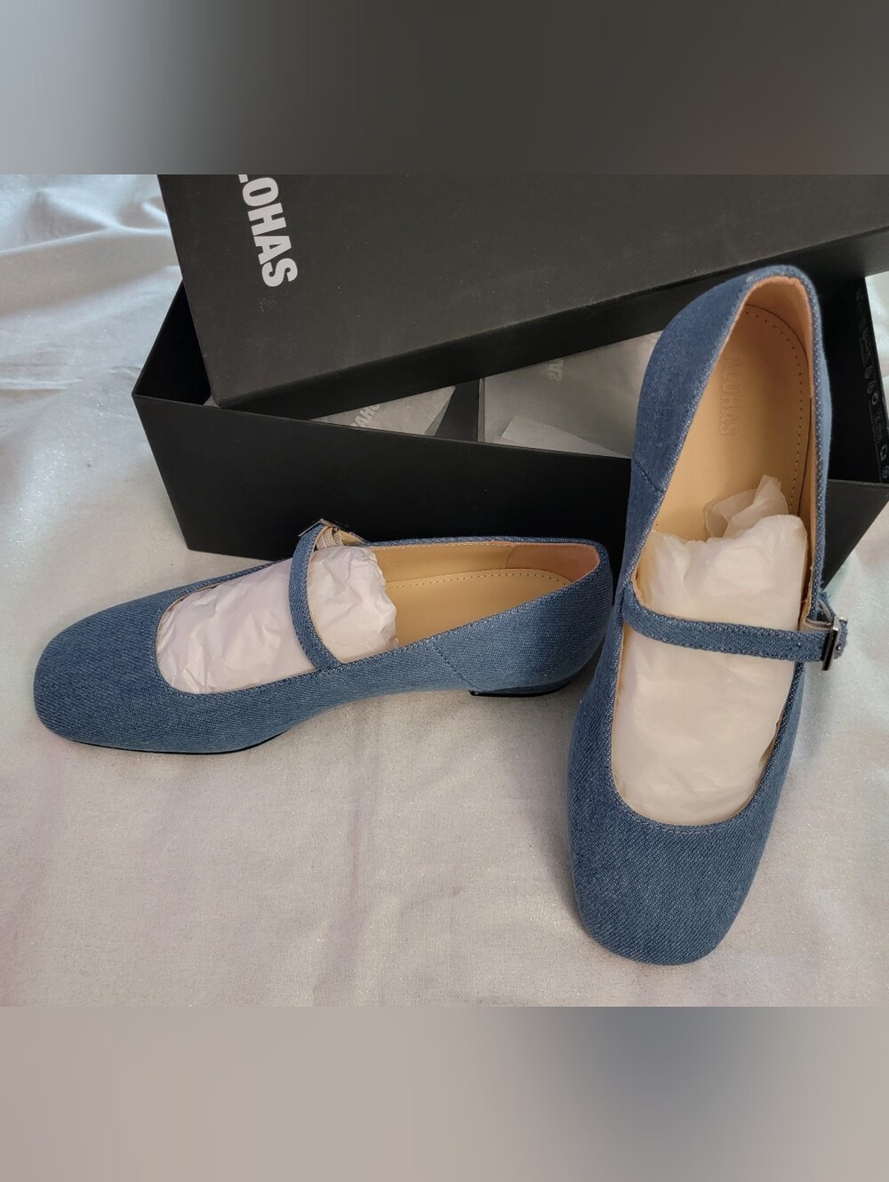 NIB ALOHAS Por Do Sol Denim Blue Flats